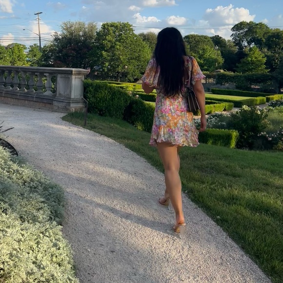 Beautiful colorful summer dress - Picture 2 of 5